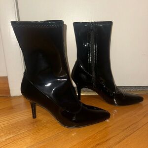 Never Worn Stuart Weitzman Black Patent Leather Ankle Boots